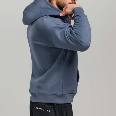 One blue dukserica sa kapuljačom