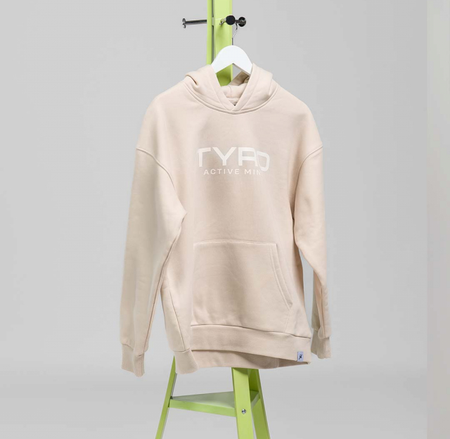 One dukserica sa kupljačom off white