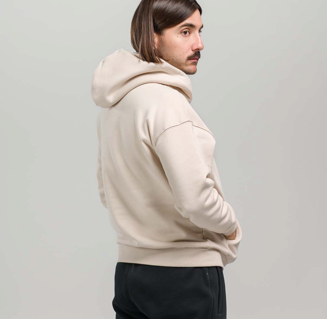 One dukserica sa kupljačom off white